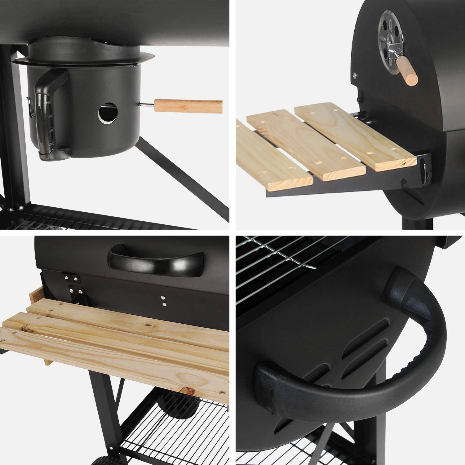 Barbecue americano com fumador a carvão
