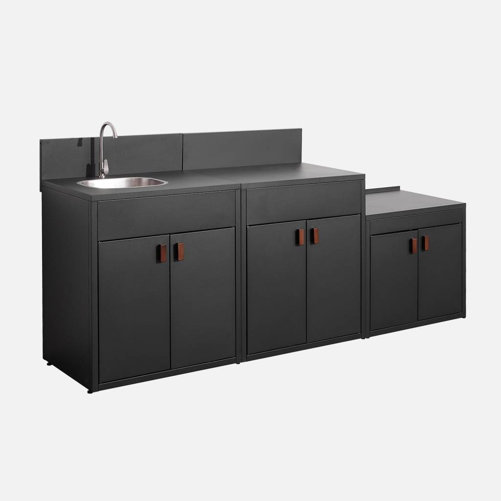 Cozinha exterior com 3 módulos em aço inoxidável